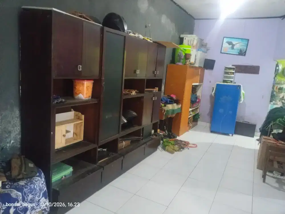 Dijual Murah Lemari Hias / Bufet TV Jati Asli Jumbo Kokoh