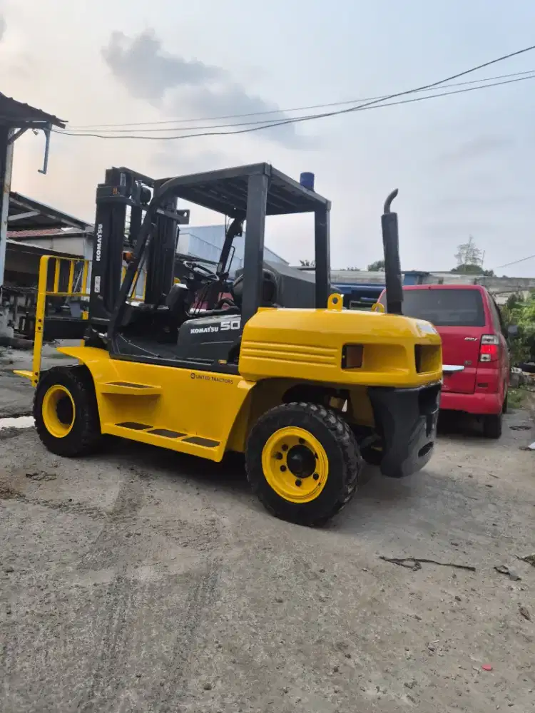 Forklift 5 Ton Komatsu Siap kerja