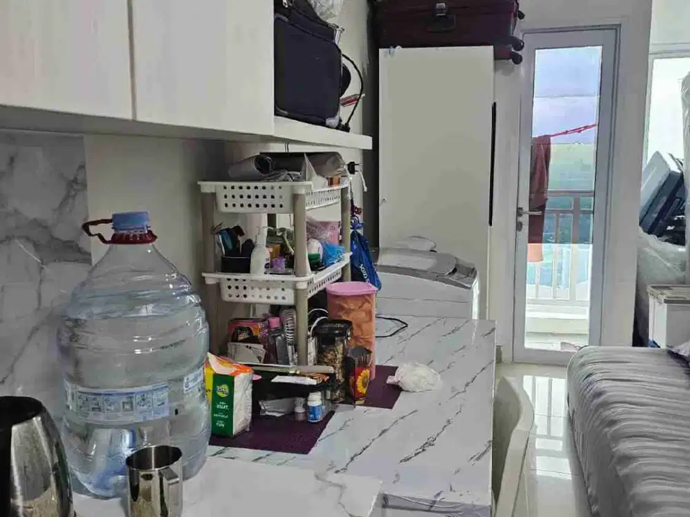 JUAL CEPAT TURUN HARGA APARTEMEN B RESIDENCE BSD CITY TYPE STUDIO SEMI FURNISHED SIAP HUNI