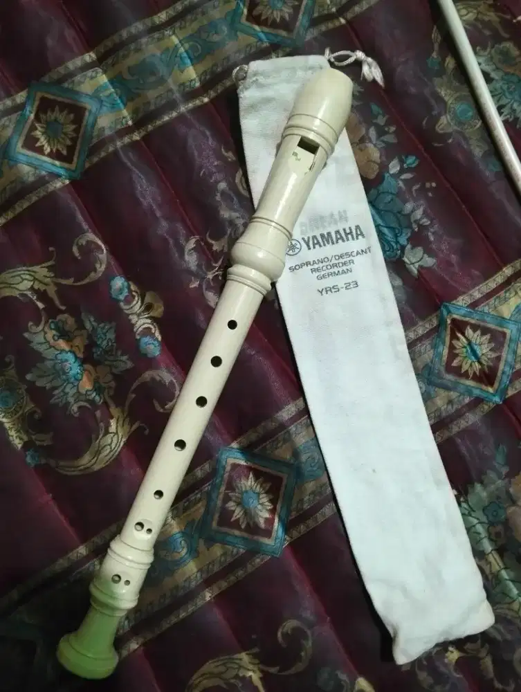 Alat musik Suling Yamaha