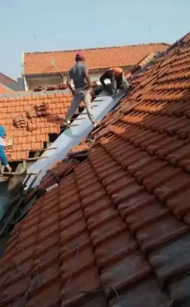 Perbaikan Atap Bocor,Talang Air,Dak Rembes dan Renovasi
