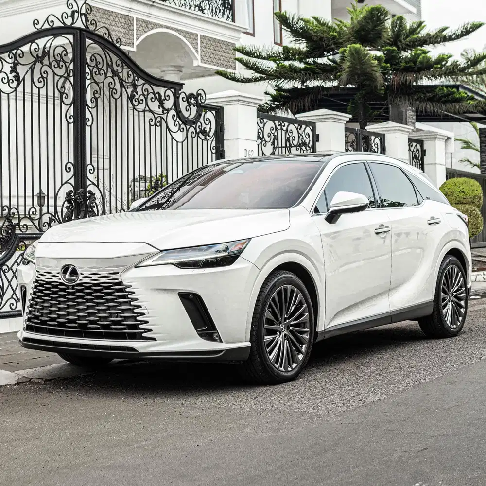 (CASH) Lexus RX350H Hybrid 2023