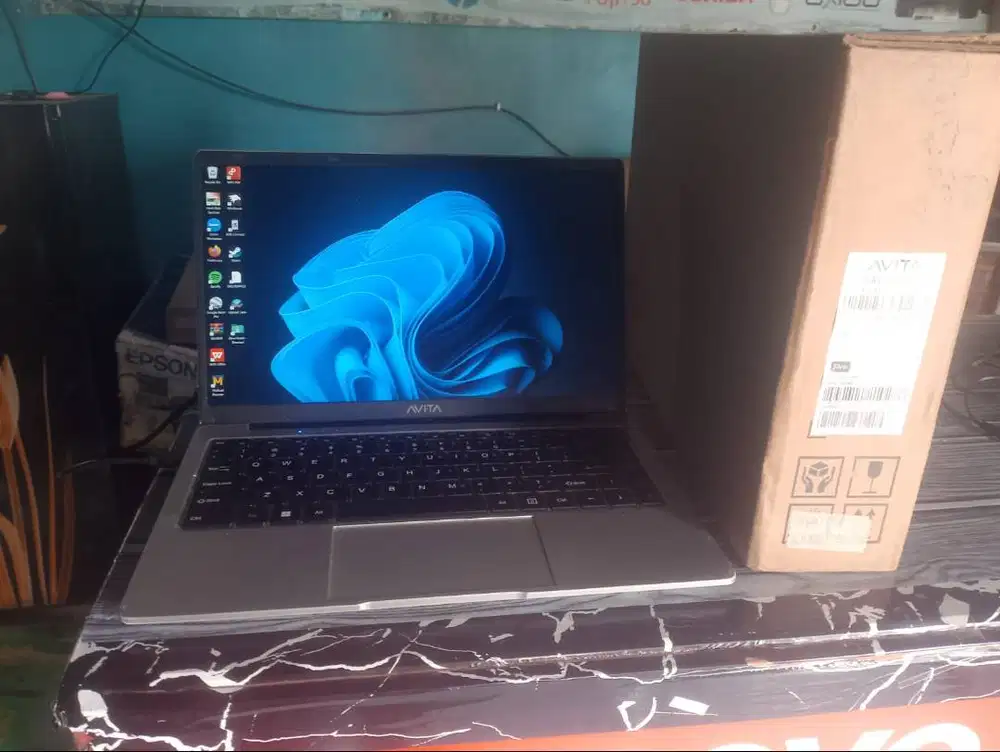Laptop avita fulset dusbook ram 8gb ssd 256gb siap pakai