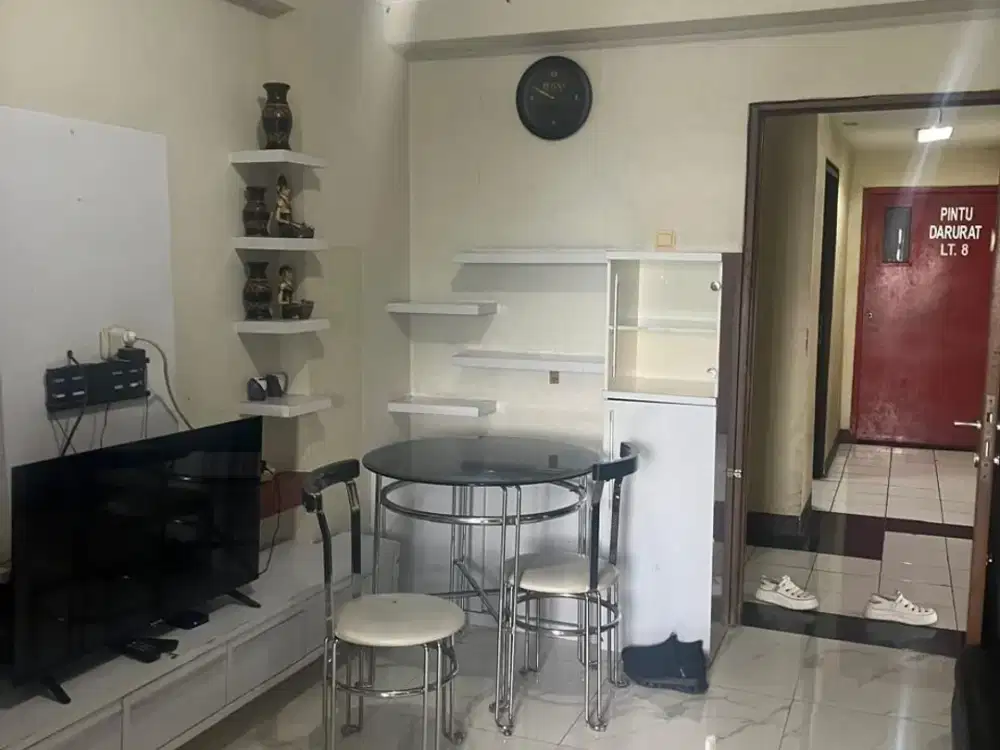 Murah!!! Unit Apartemen Gateway A. Yani, Cicadas Tipe 2Br Besar View Kota di Kota Bandung