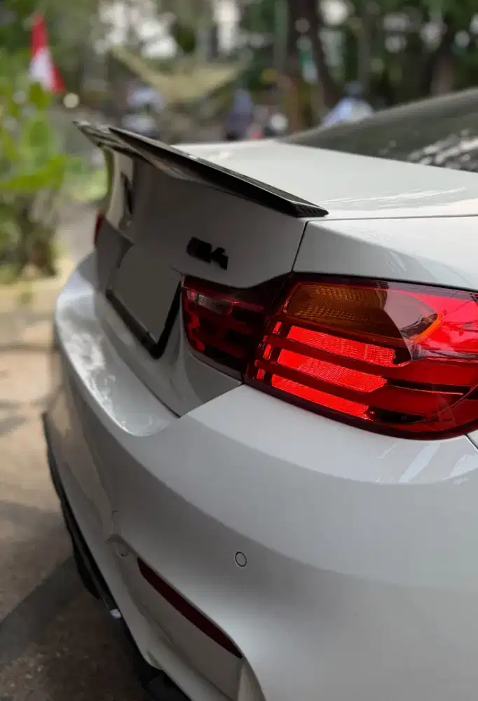 MURAH. BMW M4 COUPE 2015 F82 m sport mustang 2014