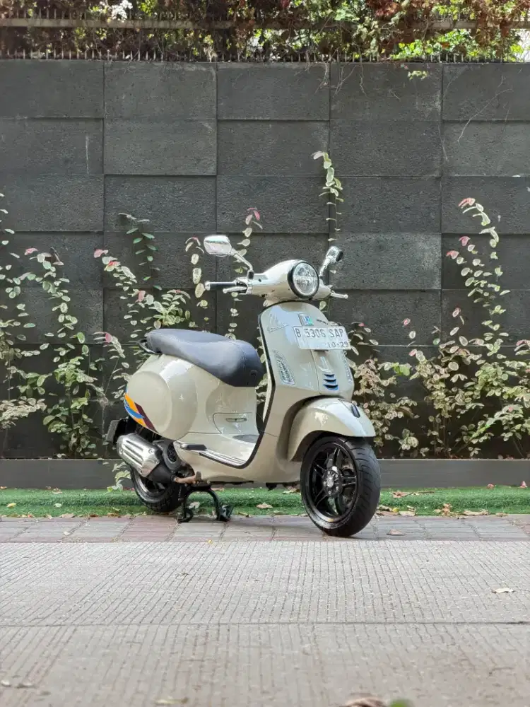 VESPA PRIMAVERA S NEW MODEL 150 IGET ABS LED TH 2024 PERFECT CONDITION