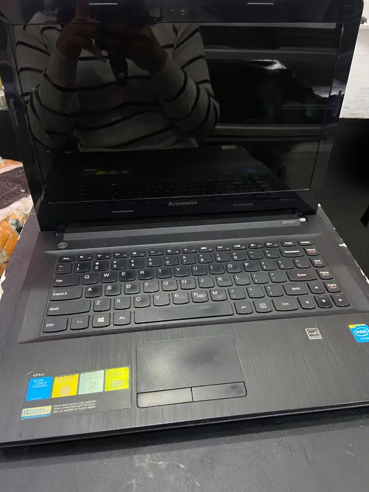 Lenovo G40-30 celeron