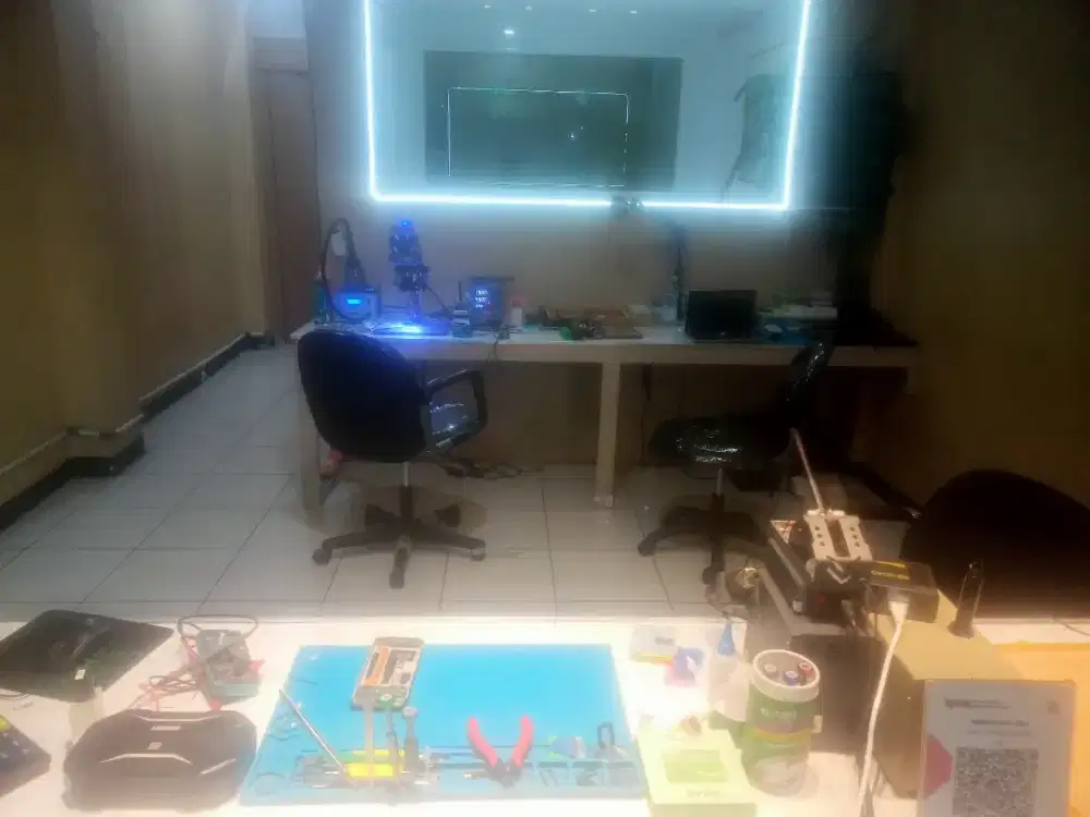 SERVICE HP DAN LAPTOP BISA DI TUNGGU DAN DI AMBIL