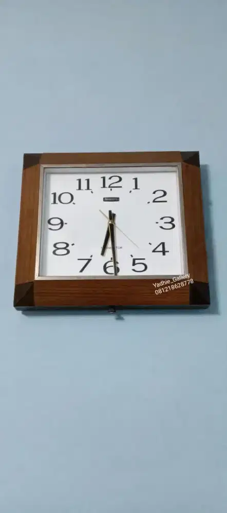 JAM DINDING TRANSISTOR VINTAGE