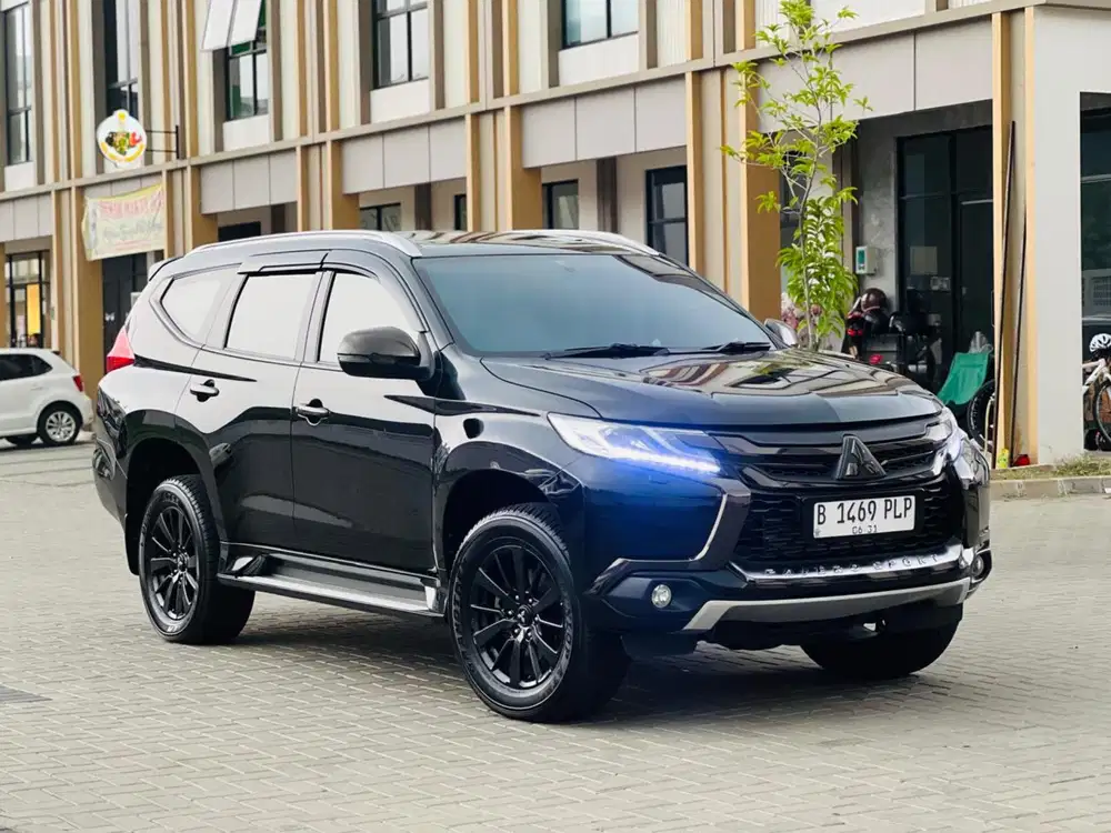 TDP58JT |KM110RB RECORD |PAJERO SPORT DAKAR SUNROFT 2016 HITAM 4X2 AT