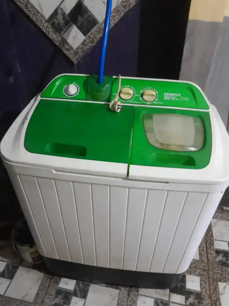 Di jual mesin cuci DENPOO 8 KG mines pengerin y kabel y putus