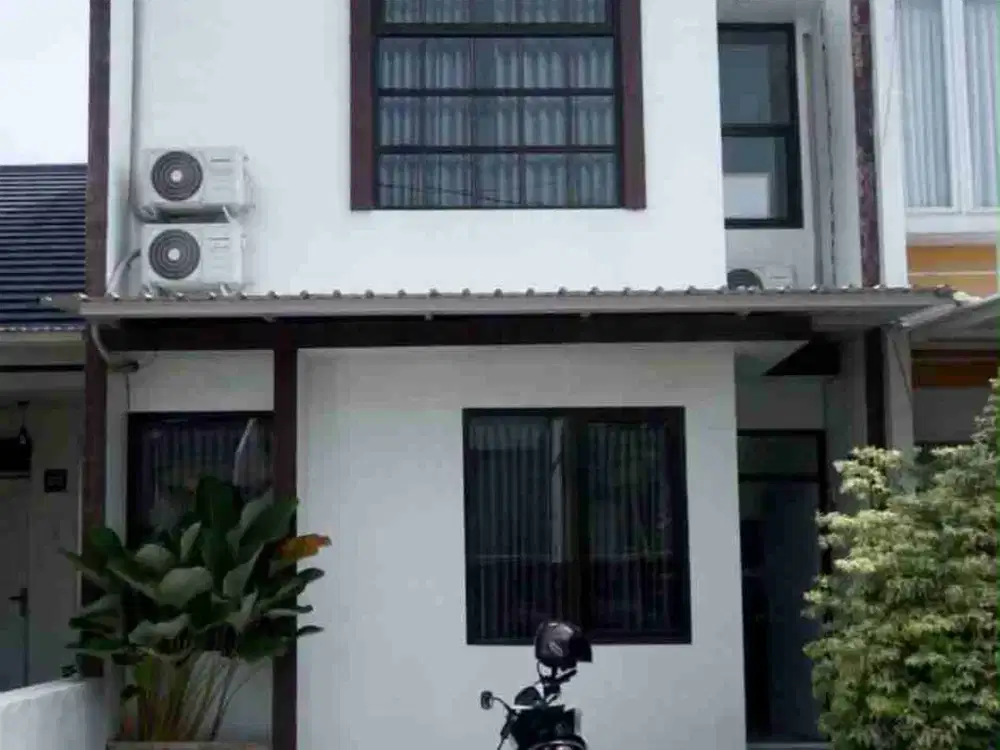 Rumah 2 Lt di Perum Kampoeng Elang Jl. Elang Raya Mangunharjo, Tembalang Semarang