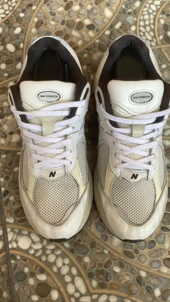 New Balance 2002R atlas lemon