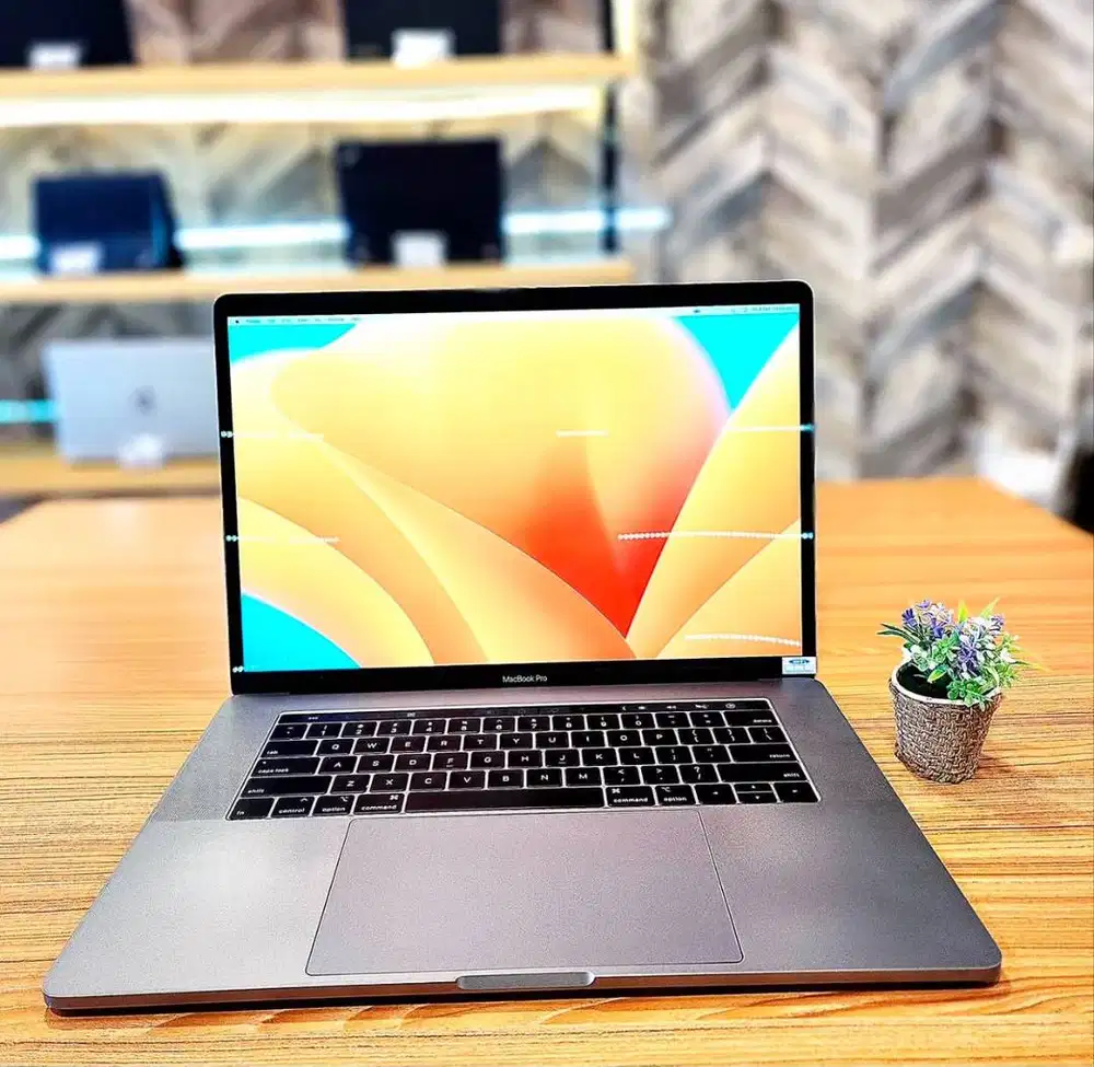 MACBOOK SULTAN!! CORE I9 MACBOOK PRO 15in RAM 32GB!! SECOND BEKAS