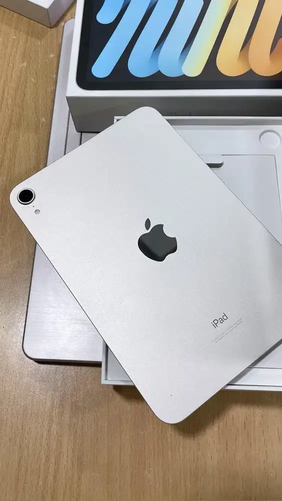 iPad Mini 7 128 gbex iBox super like new