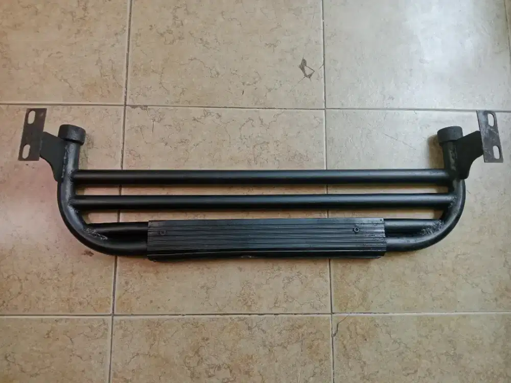 Footstep belakang daihatsu feroza