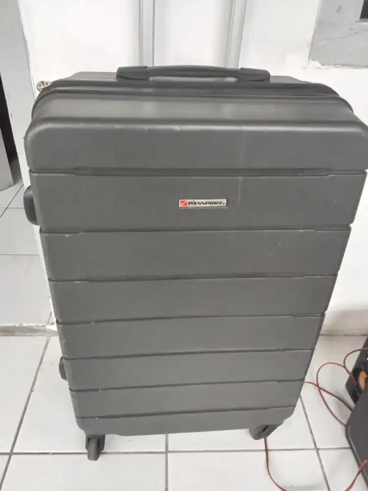 Koper PASSPORT 28 inch, Model Hard Case, Masih Bagus,COD Cijantung Dsk