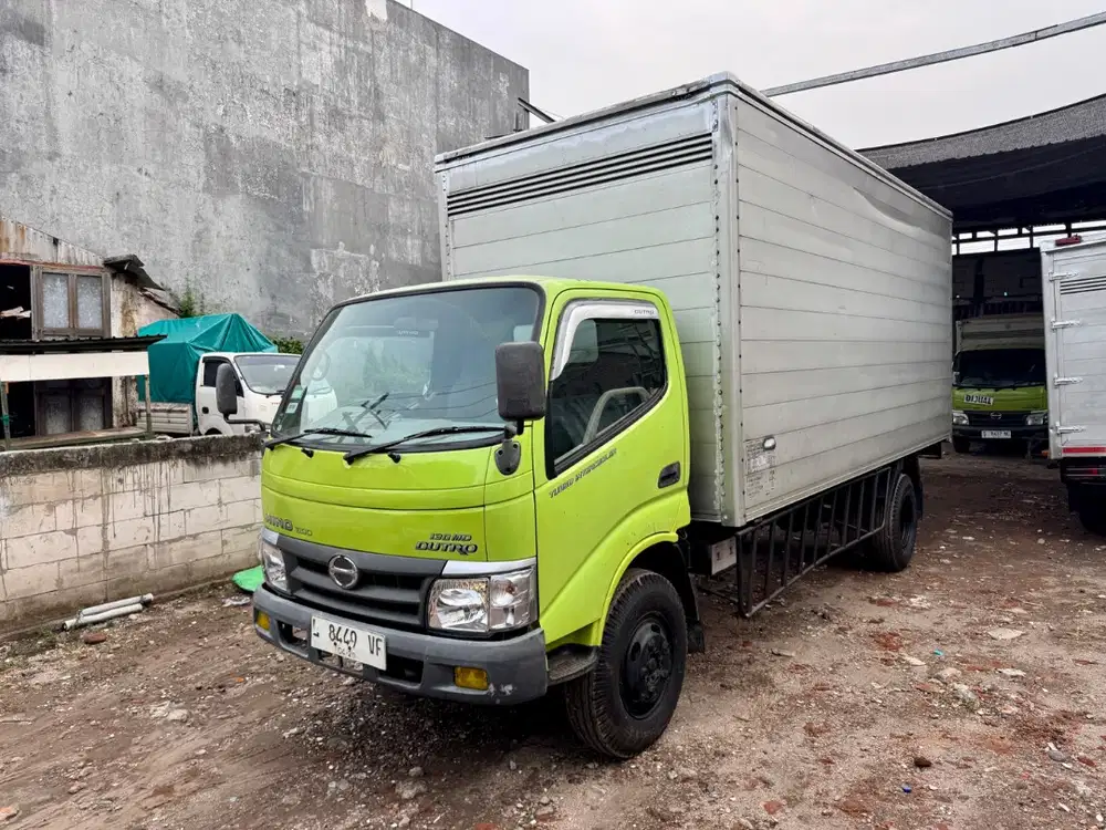 Hino Dutro 130MDL Box 6rd 2014 Km175rb