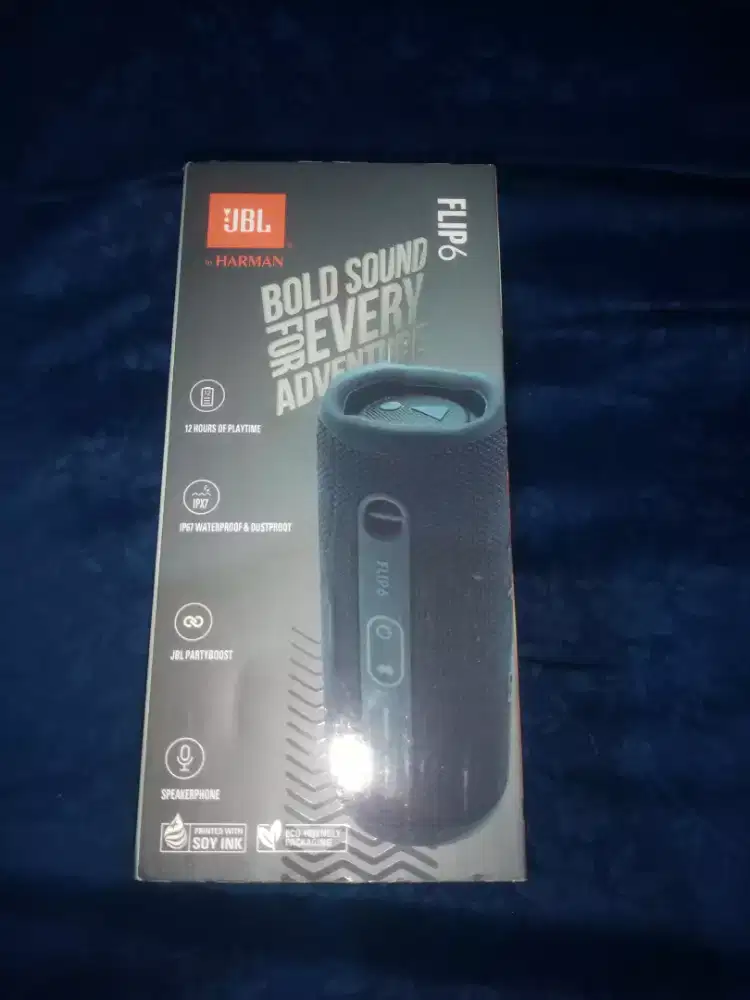 JBL Flip 6 Bluetooth Speaker