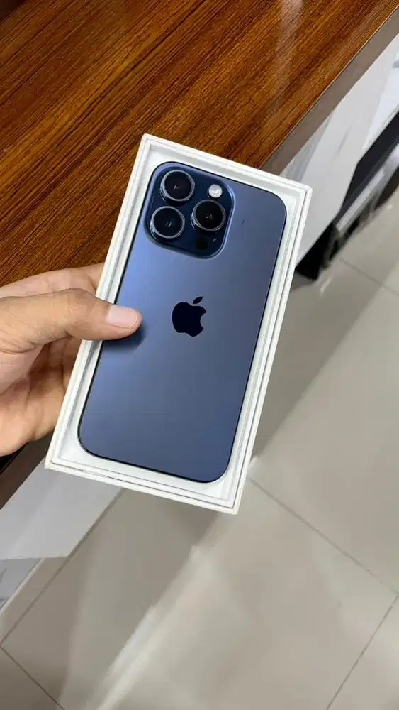 iPhone 15 Pro 256 gb ex iBox like new