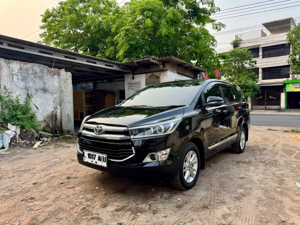 Toyota Innova Reborn 2.4 V Diesel AT 2020 Km80rb Hitam