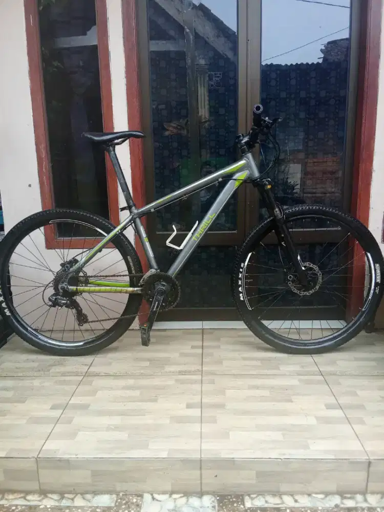 Speda gunung Thrill cleve 1 malang