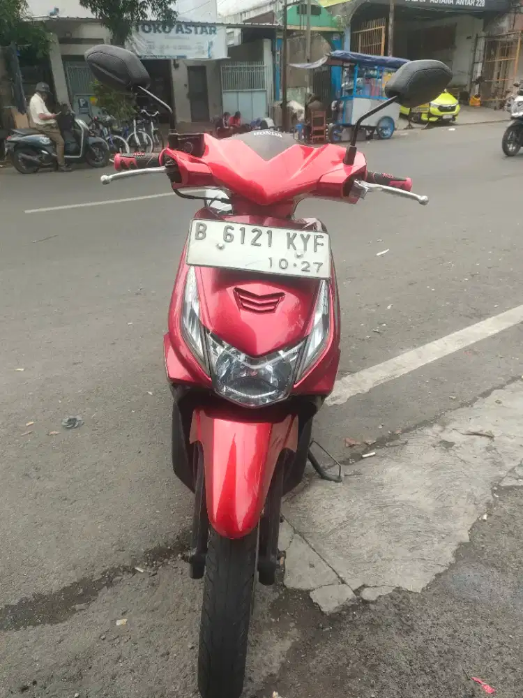 Honda beat karbu 2011 mulus 99% GLOWING