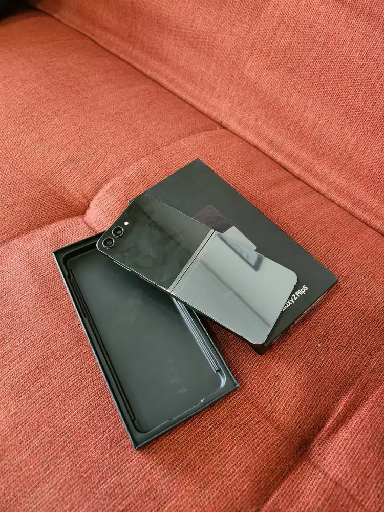 Samsung Galaxy Z Flip 8/256gb sein