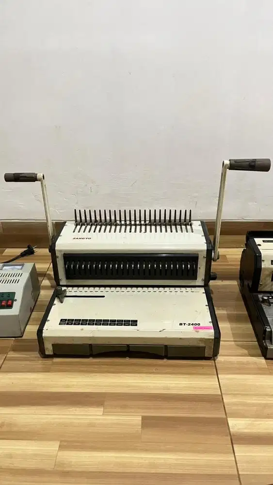Mesin Jilid SANGYO BT 2400