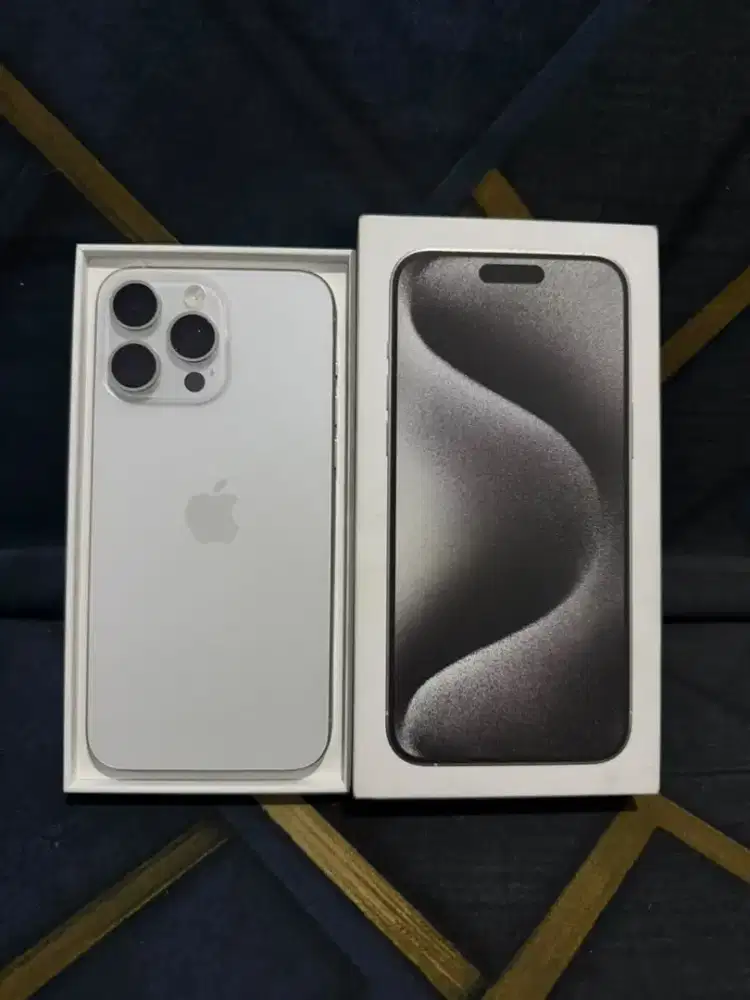 iPhone 15 Pro Max 256 iBox