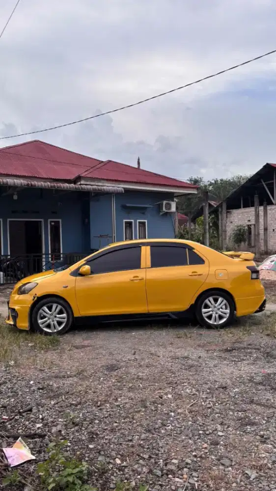 Toyota Limo Gen 2 Tahun 2008 AC Dingin, Mesin Normal, Surat Lengkap