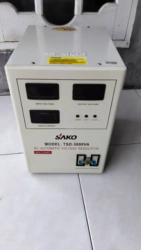 STABILIZER SAKO 5000VA 5KVA DIGITAL MULUS