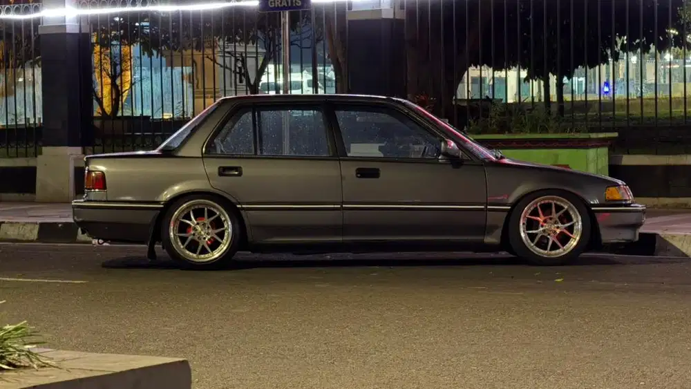 Grand civic 1989