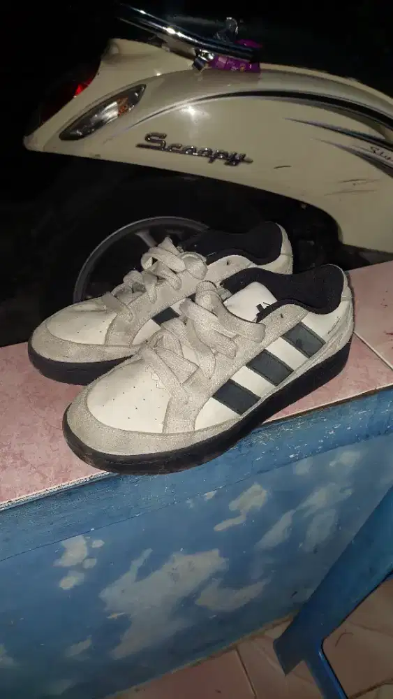 Adidas wcard adv white