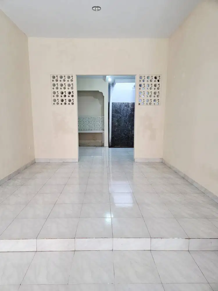 Jual Rumah Cepat Tanah luas bebas banjir lingkungan nyaman Pamulang