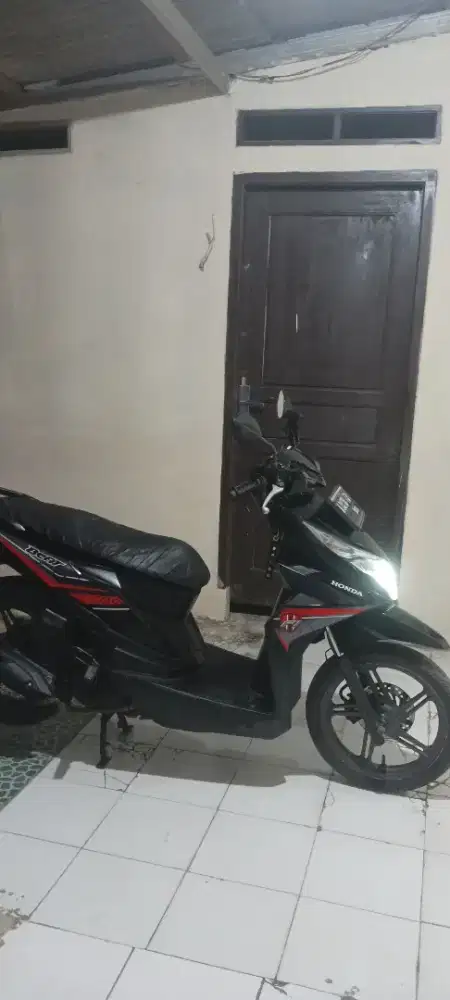 JUAL BEAT 2016 YO MULUS FAKTUR PAJK IDUP HARGA 9,3  MULUS