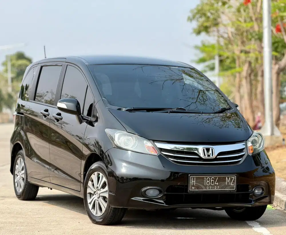 DP 17 JT!! HONDA FREED PSD MATIC 2012 FACELIFT ANTIK SPT BARU!!
