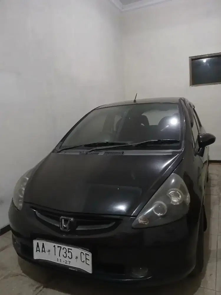 Mobil Honda Jazz GD3