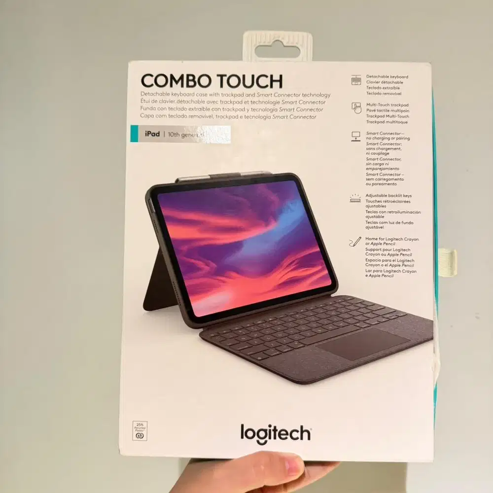 LOGITECH COMBO TOUCH IPAD GEN 10 / 11