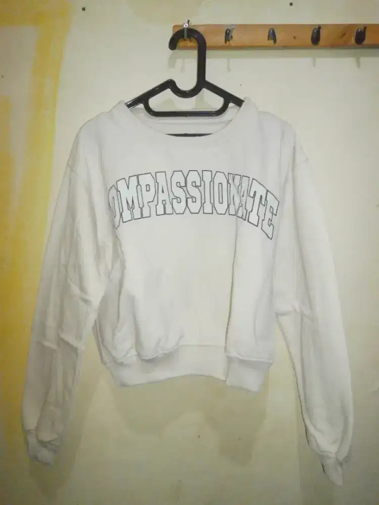 Preloved Sweater Baby Terry