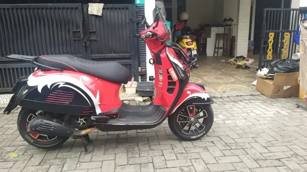 VESPA GTS V3 2016