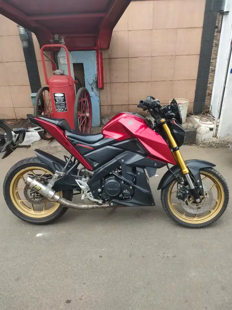DIJUAL YAMAHA XABRE 2017 EDISI BU