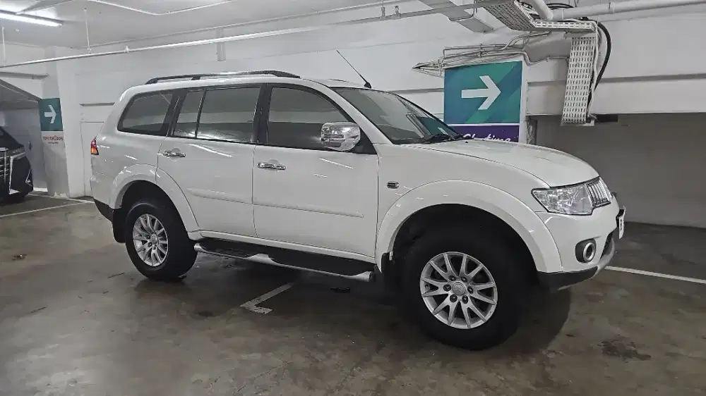 pajero sport exceed AT matik