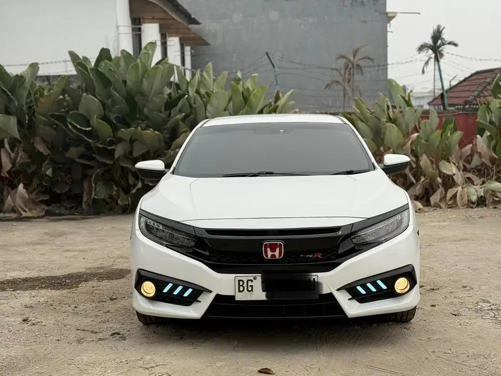 TERMURAH MEWAH HONDA CIVIC 1.5 Turbo ES sedan matic 2018