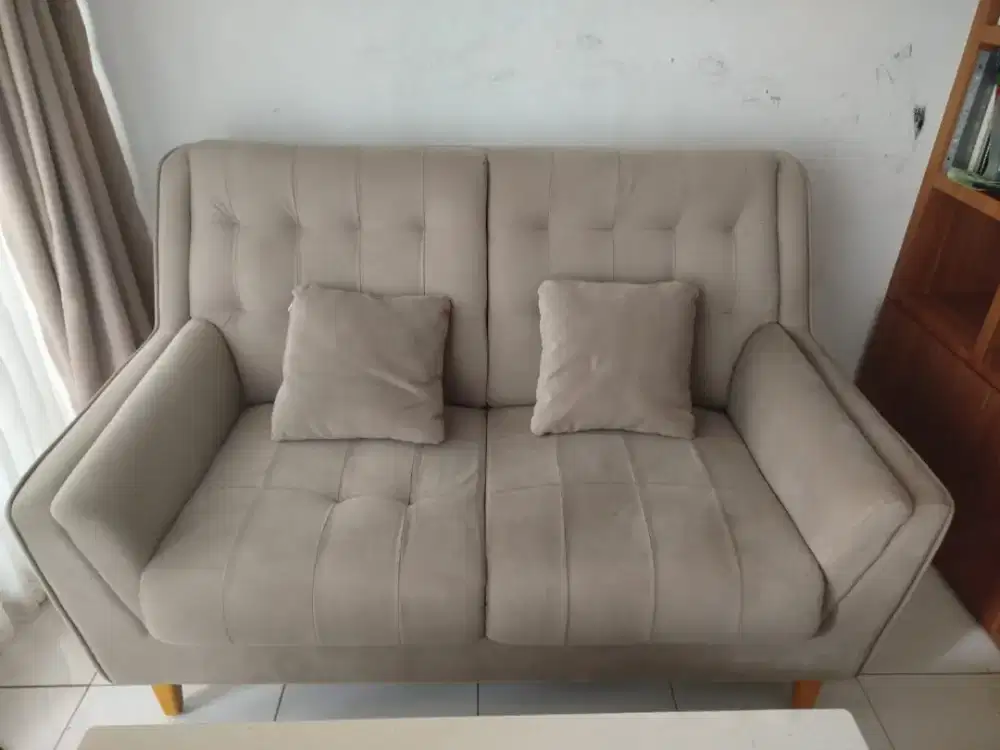 Sofa masih bagus jarang di pakai