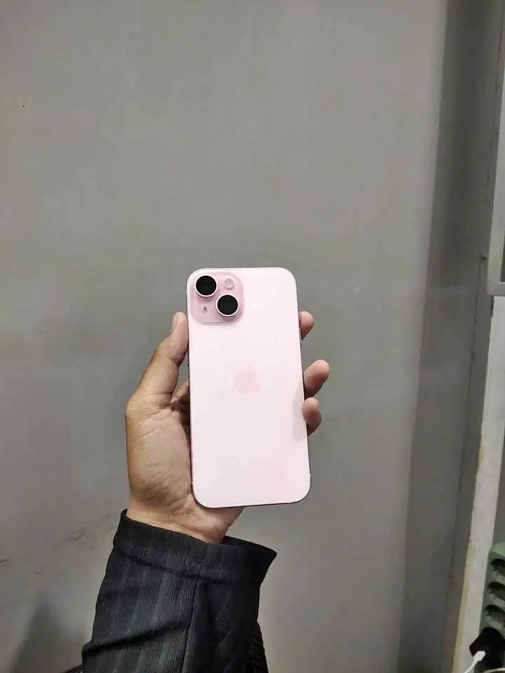 iPhone 15 256 second resmi iBox fullset