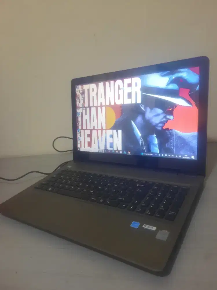 Jual Murah Laptop Layar-Sentuh-15inc(Medium-akoya-intel 3350)Ram6/500