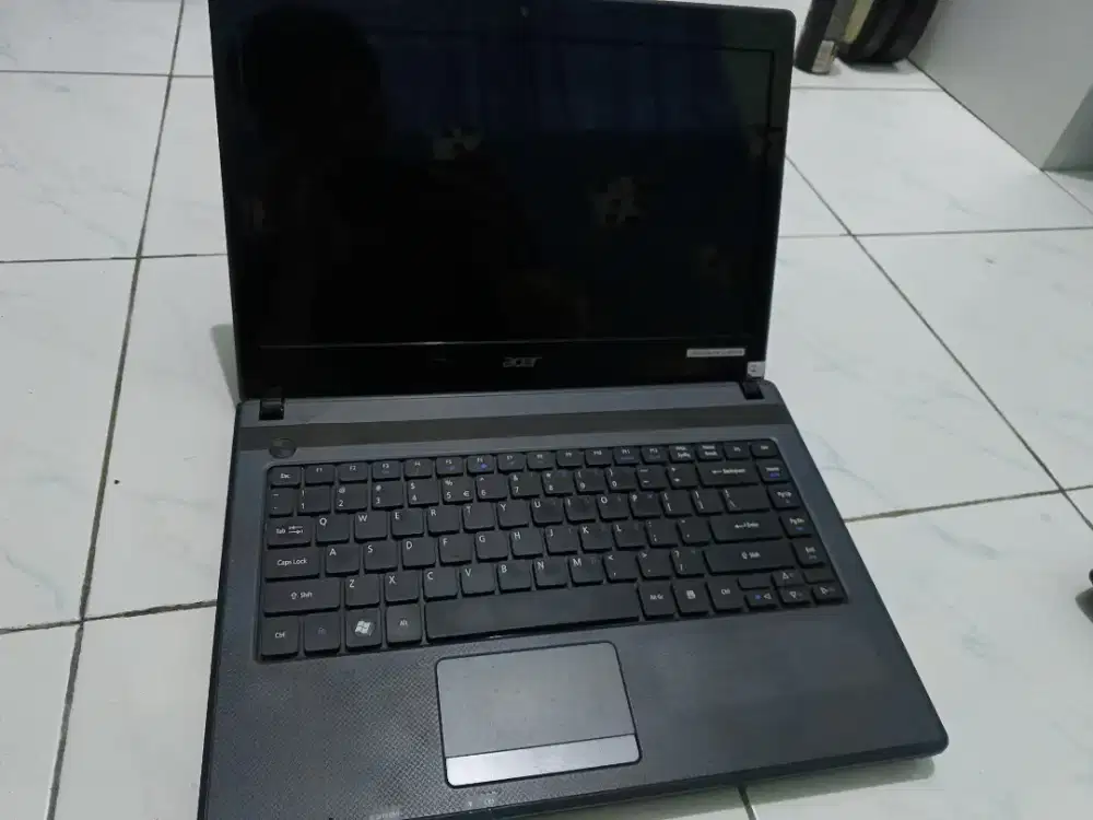 ACER CORE I3 RAM 8GB HDD 200GB