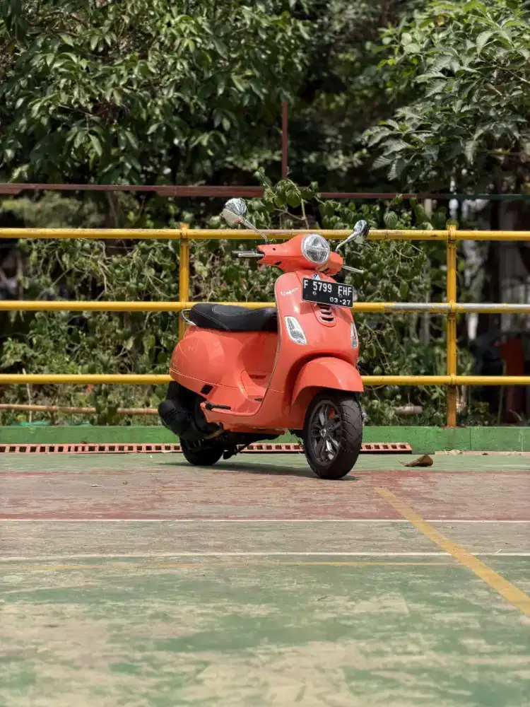 JUAL PIAGGIO VESPA LX 125 IGET LED THN 2022 PERFECT CONDITION