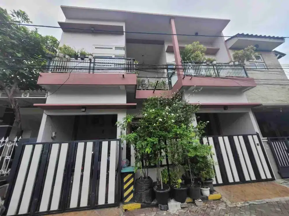 Rumah 2 lt Minimalis Siap Huni di Grand Rose Buduran